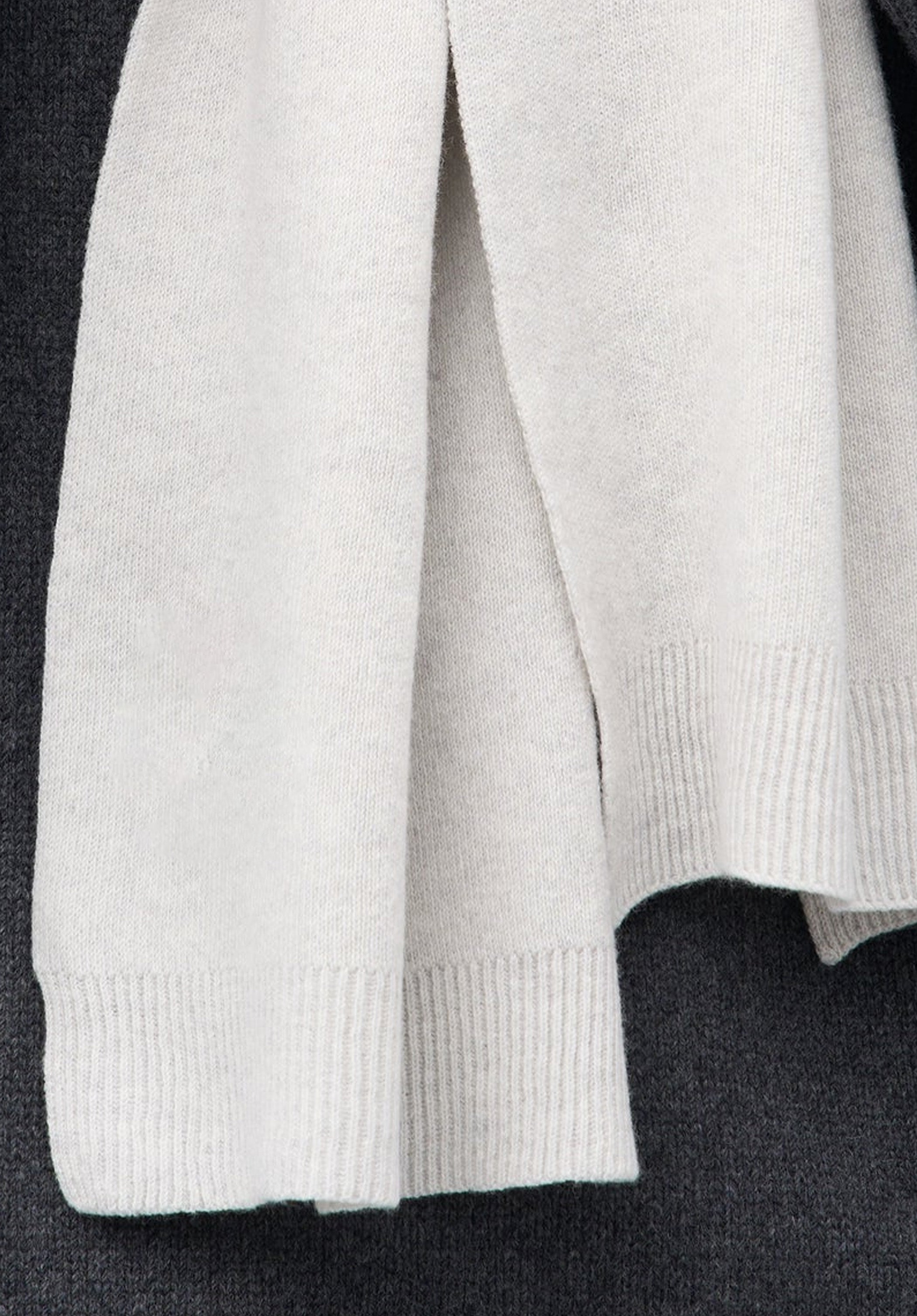 SLATE MERINO MUFFLER